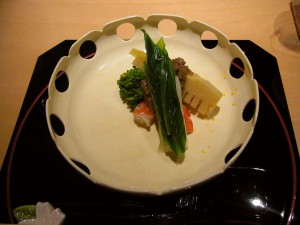 春野菜のホタルイカソース
