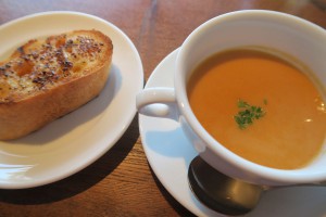 甘海老のスープとガーリックトースト